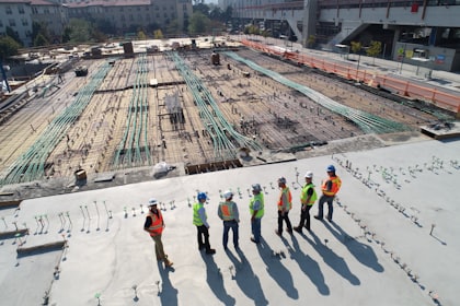 Construção de raiz